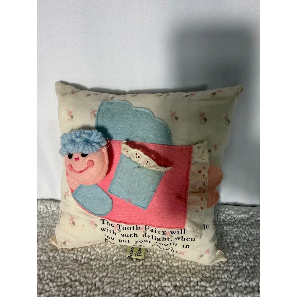 Vintage Nancy's Fancy Tooth Fairy Pillow Pink‎ Blue Felt Eyelet Lace 6x6